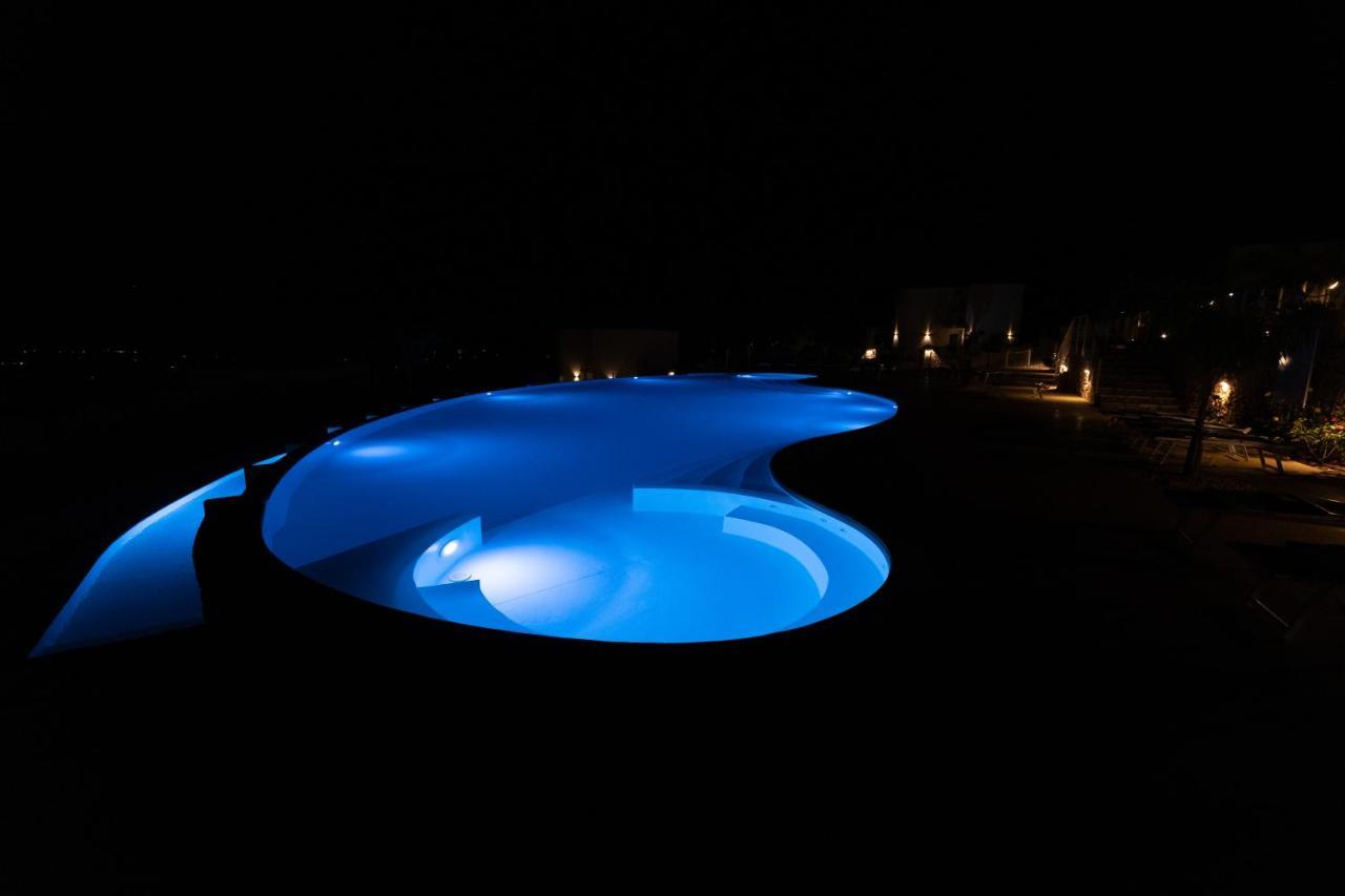Villa Cristina - Relax - Piscina E Vista Mare カステッランマーレ・デル・ゴルフォ エクステリア 写真