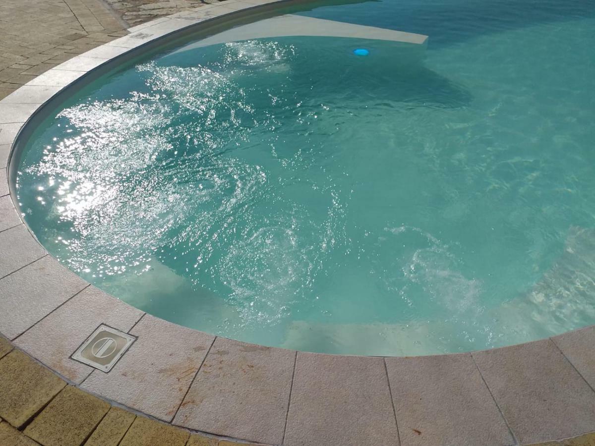 Villa Cristina - Relax - Piscina E Vista Mare カステッランマーレ・デル・ゴルフォ エクステリア 写真